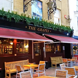 The Grapes Pub Großbritannien